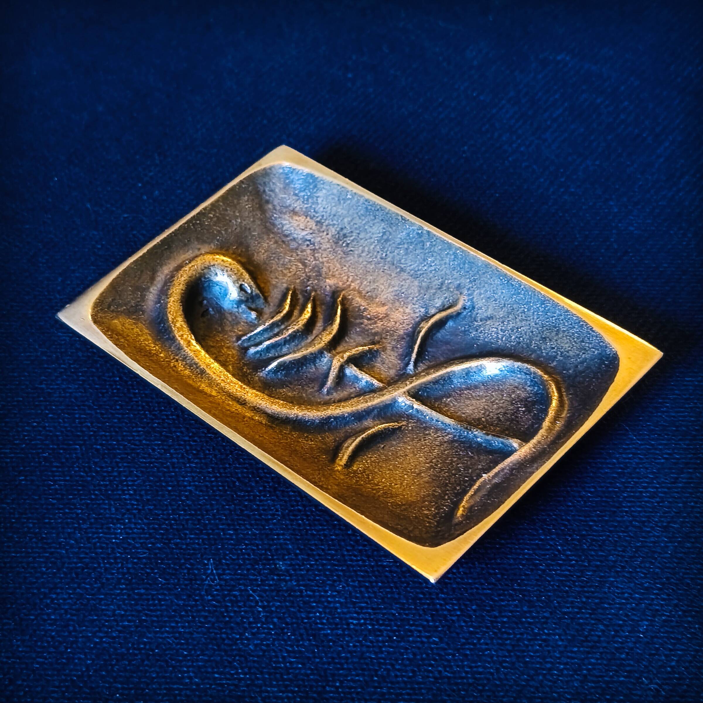 Brutalist bronze ashtray by Alfieri Gardone for Lauterbach.