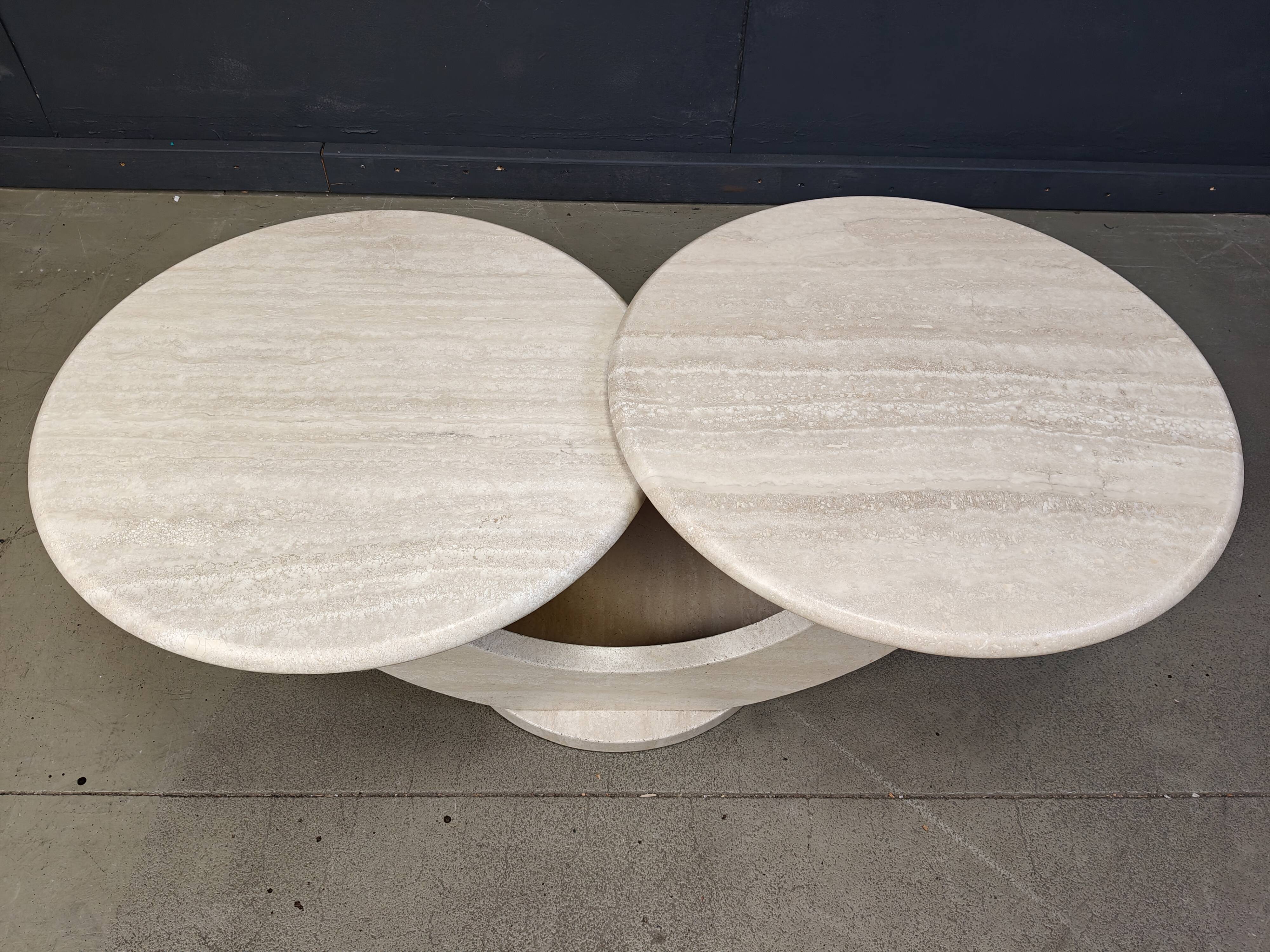 Table basse vintage à deux niveaux en travertin, années 1970