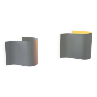 Pair of vintage wall lights, curved white lacquered metal, France 1980
