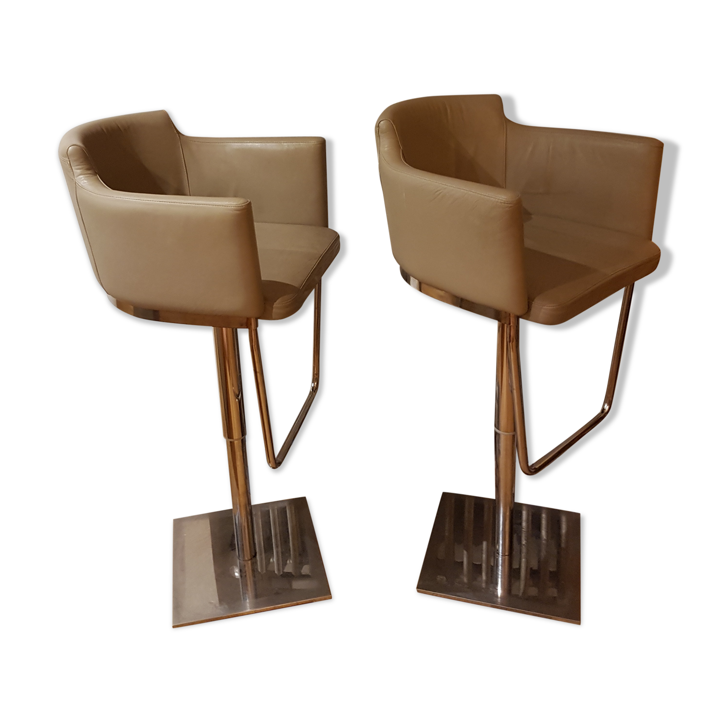 Lot de 2 chaises bistrot en cuir marque Ozzio design S540 Gerry