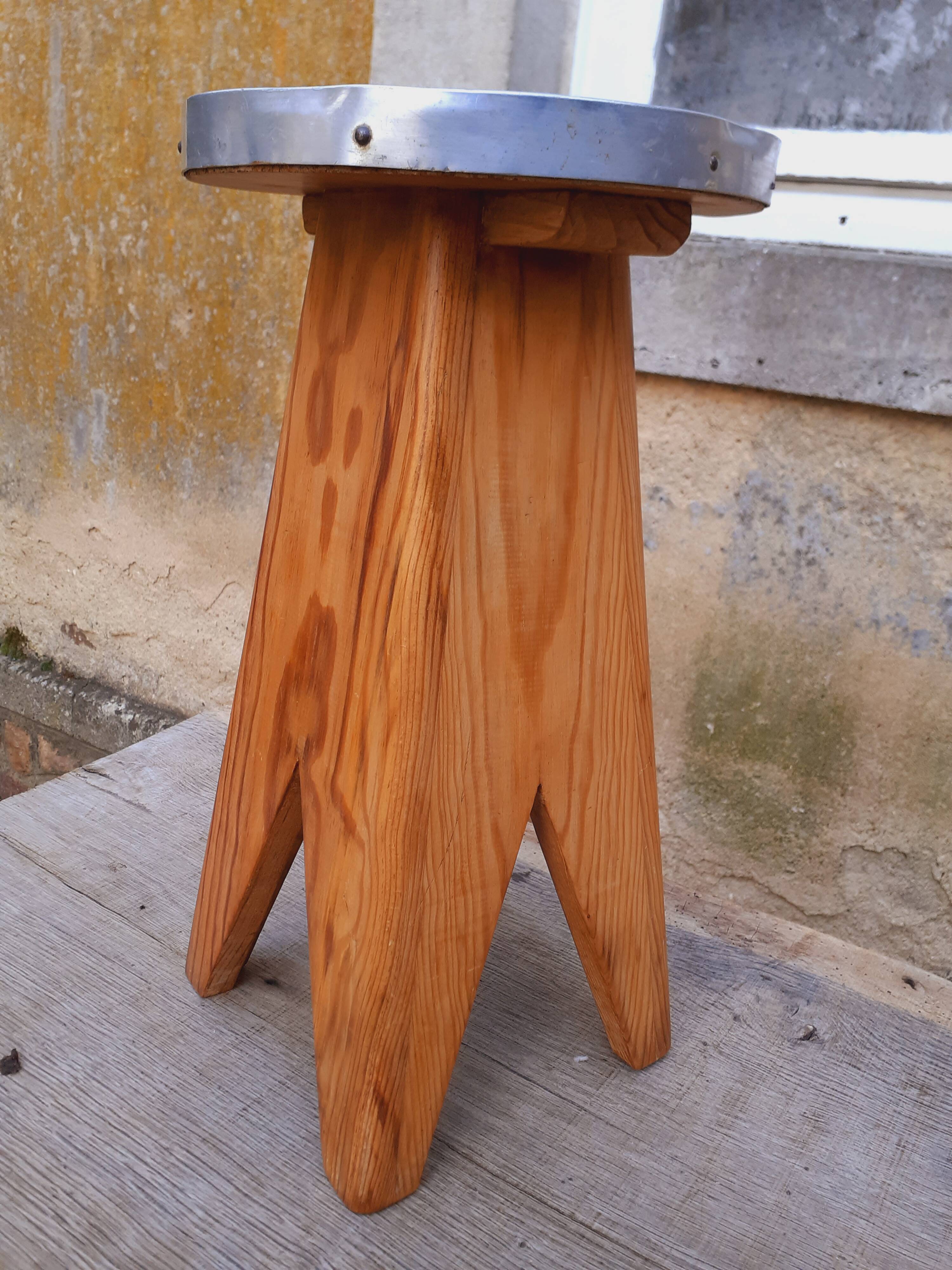 Vintage plant stand from the 1950s.