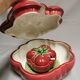 Soupière vintage + saucière en Trompe l'oeil , forme de Tomate majolica