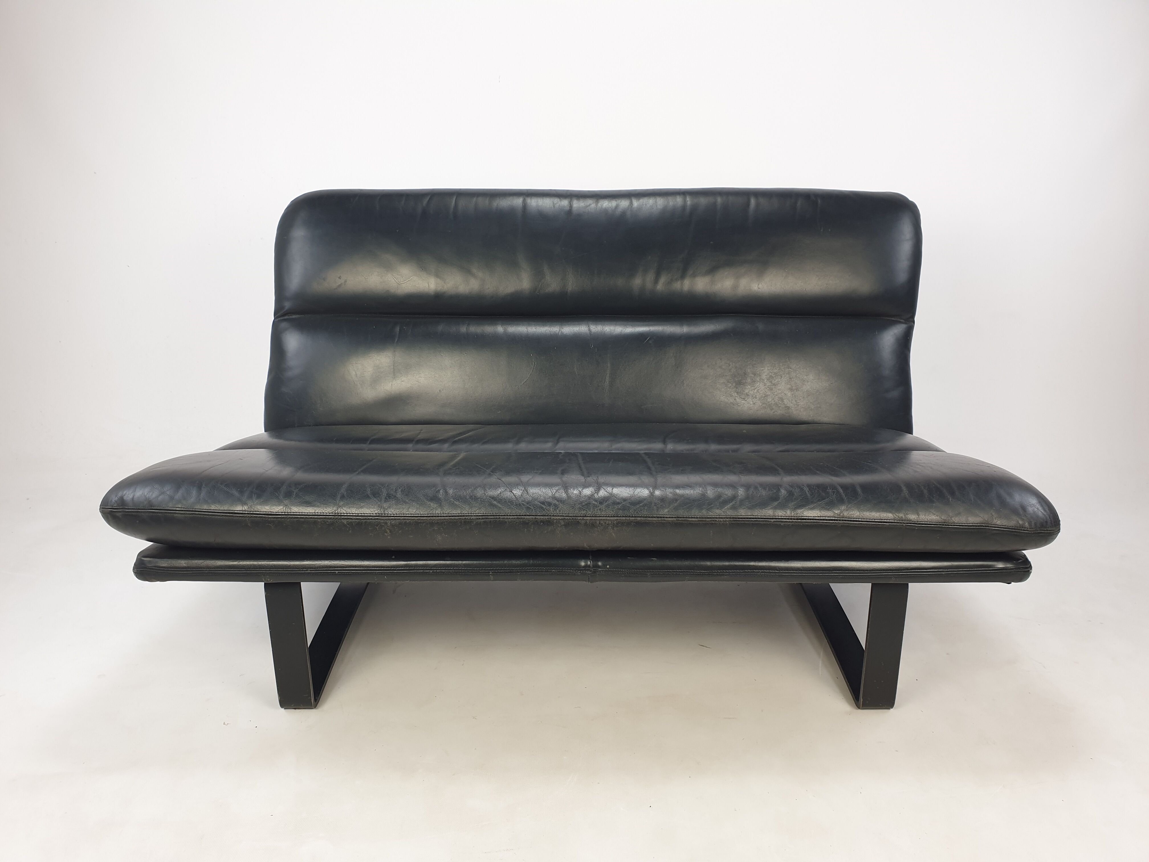 Mid Century 2-Seater Sofa by Kho Liang Ie for Artifort, 1960s