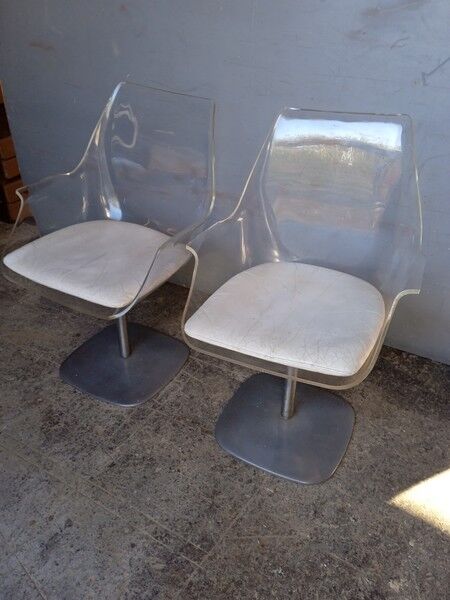 Pair of champagne chairs , Rausch