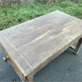 Farm table