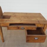 Established coordonnier early 20th s