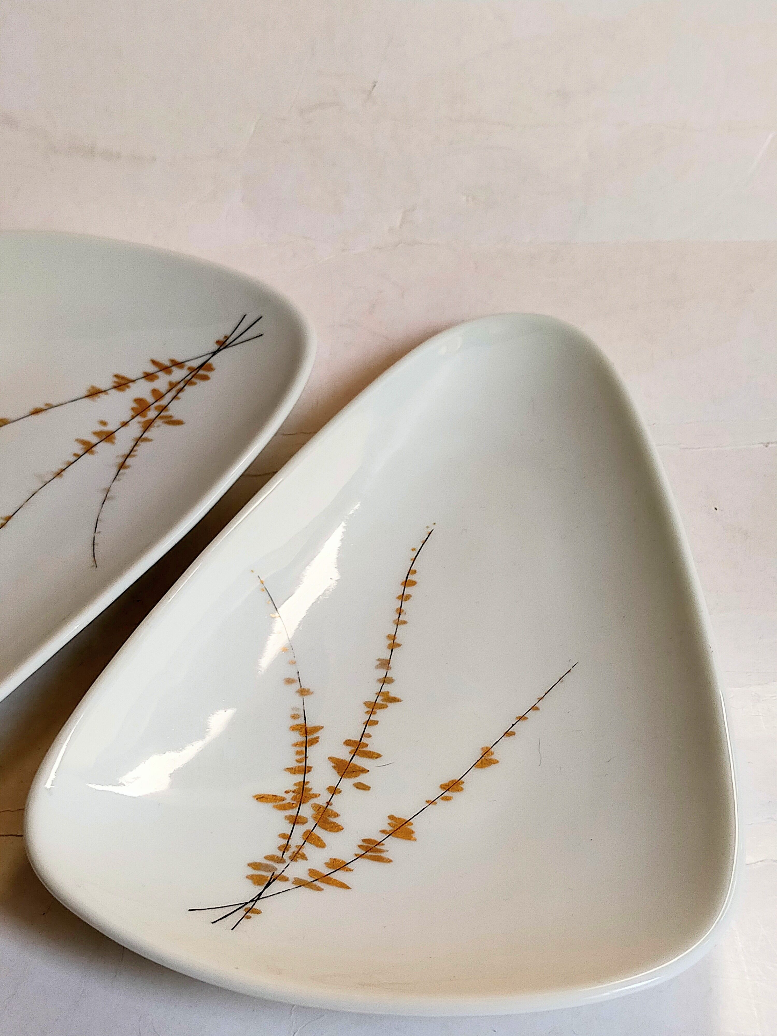 Duo de raviers porcelaine Royal Limoges vintages forme libre