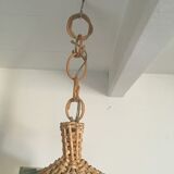Suspension in wicker and amber glass