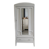 Armoire parisienne