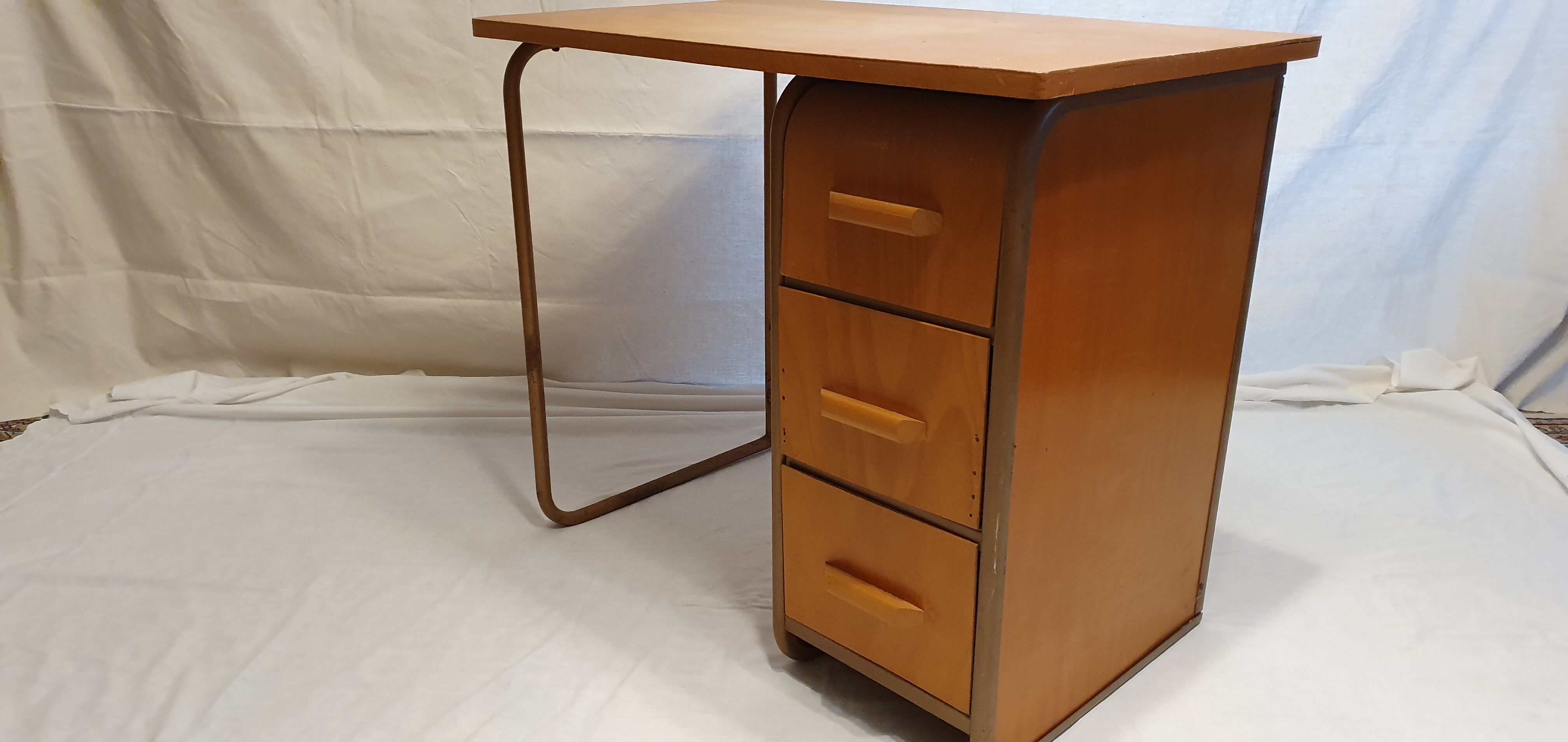 Children's desk in wood and metal 1950