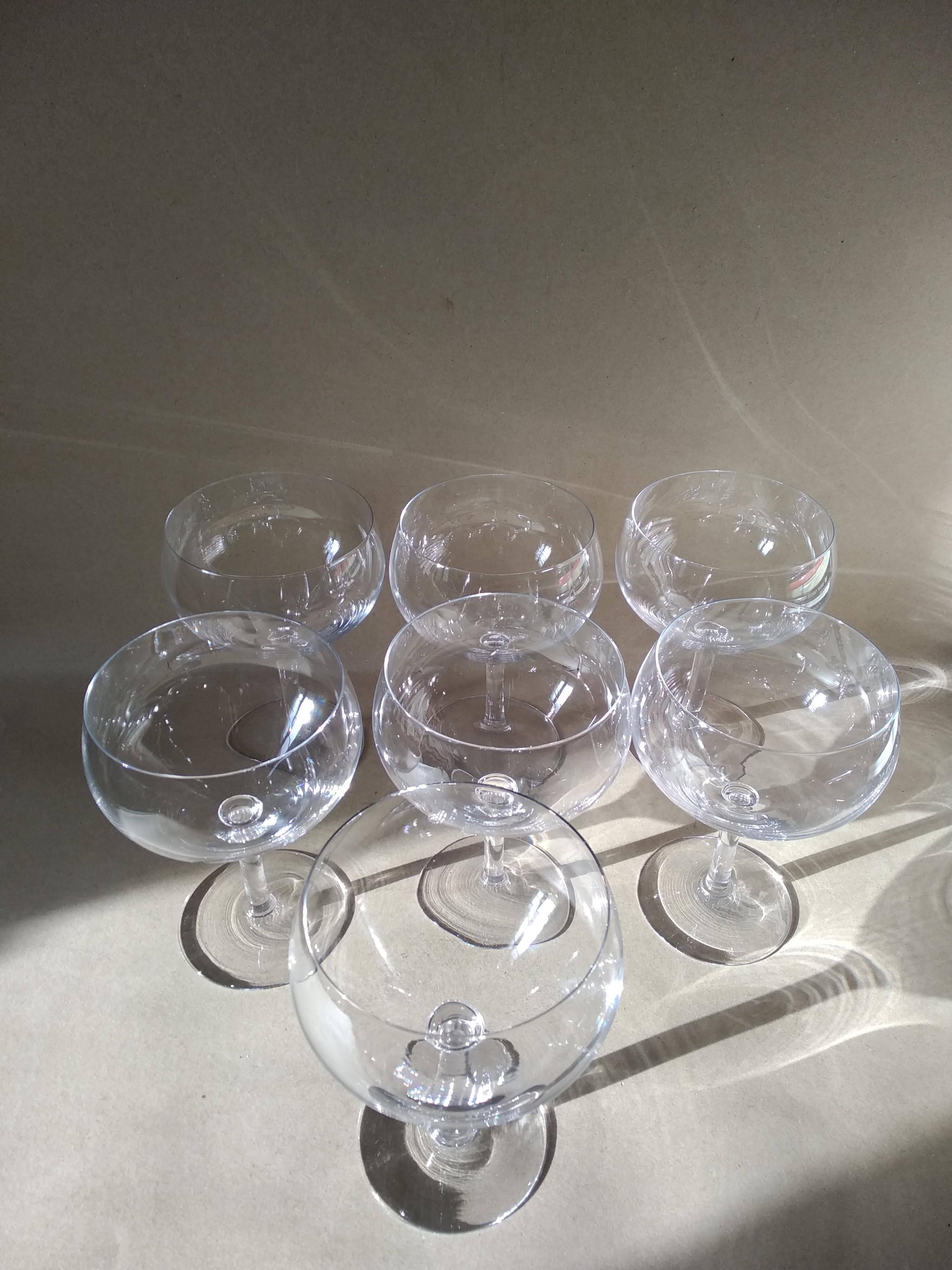 Set of 7 large crystal glasses for wine or cocktail tasting