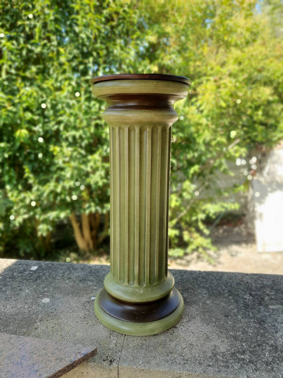 Plaster column