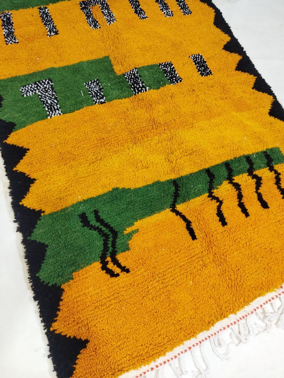 Tapis berbere marocain 235x122cm