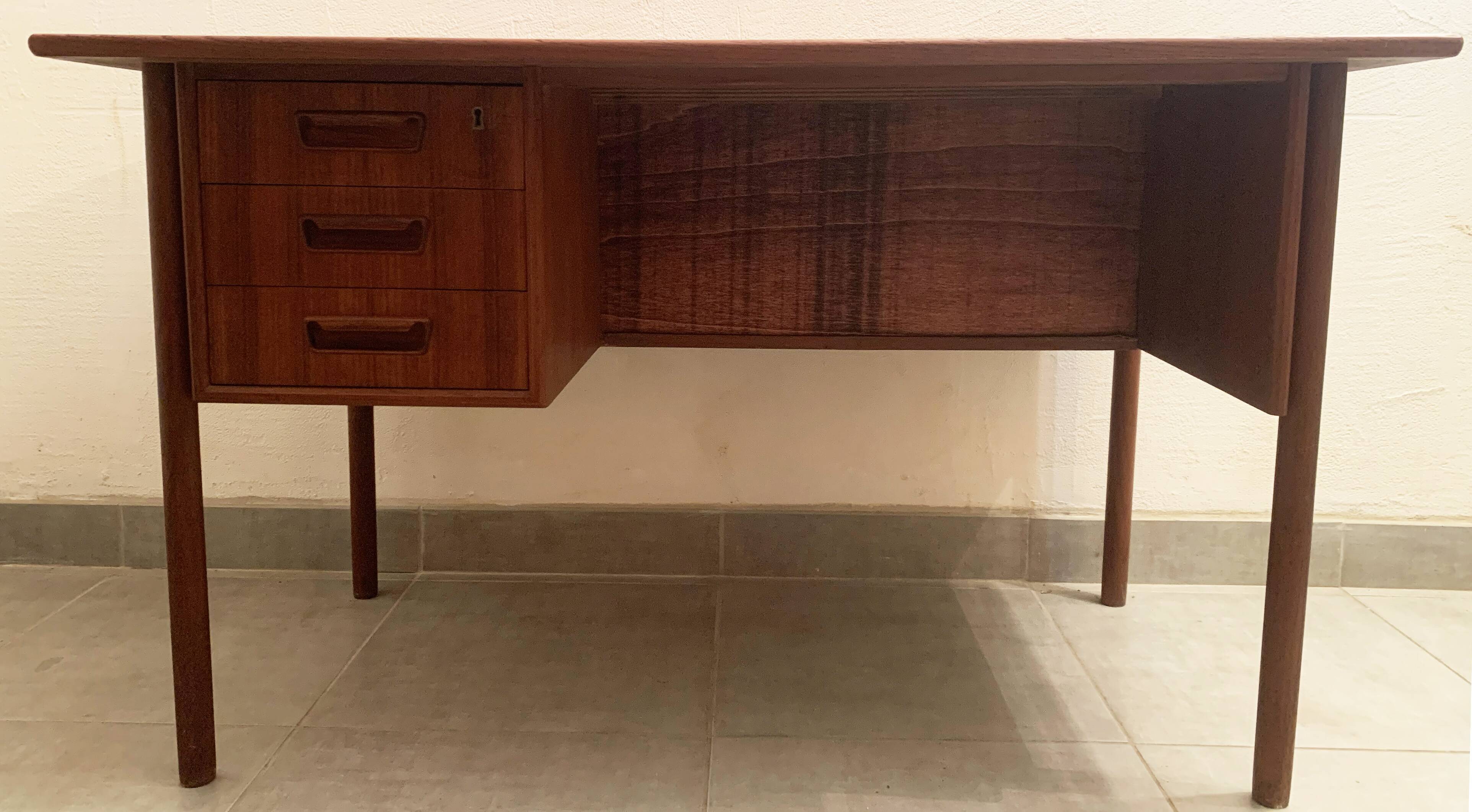 Vintage Danish teak desk by Gunnar Nielsen Tibergaard, 1960