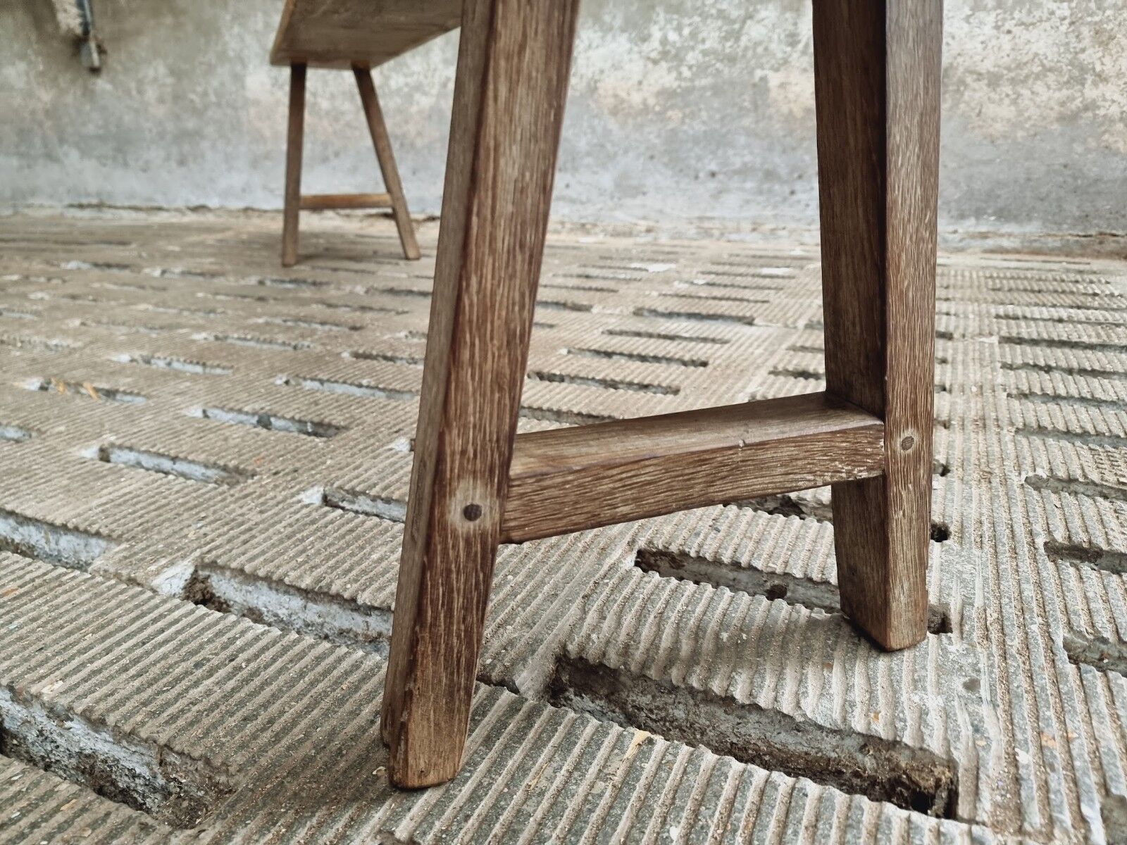 Antique table bench side table