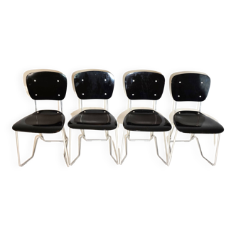 Suite de 4 chaises empilables Aluflex par Armin Wirth pour Ph. Zieringer