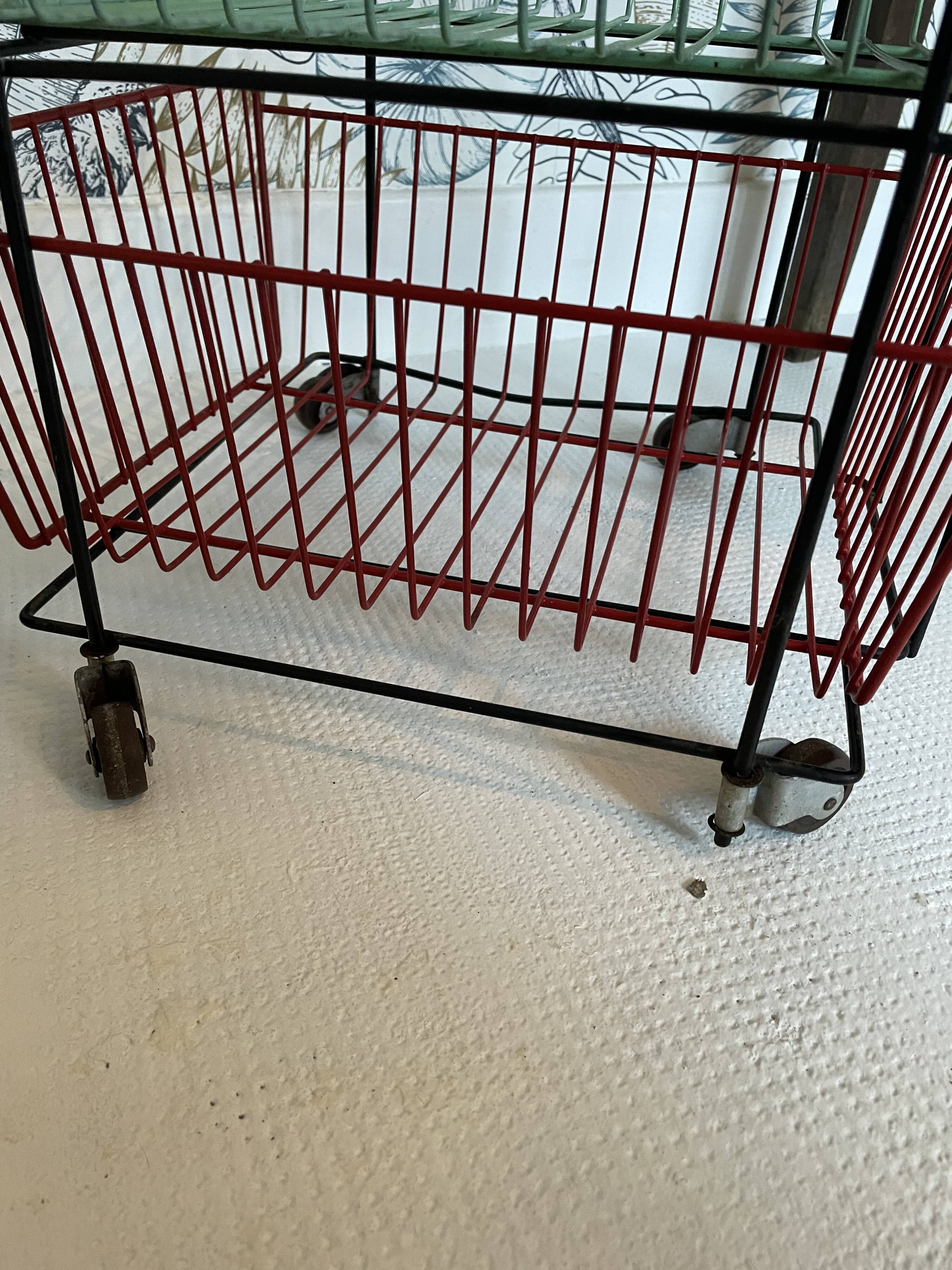 Fruit & vegetable locker