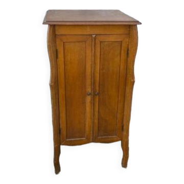 Petit meuble de rangement