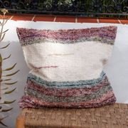 Housse de coussin artisanale en coton recyclé tissé main