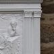 Bas-relief en plâtre