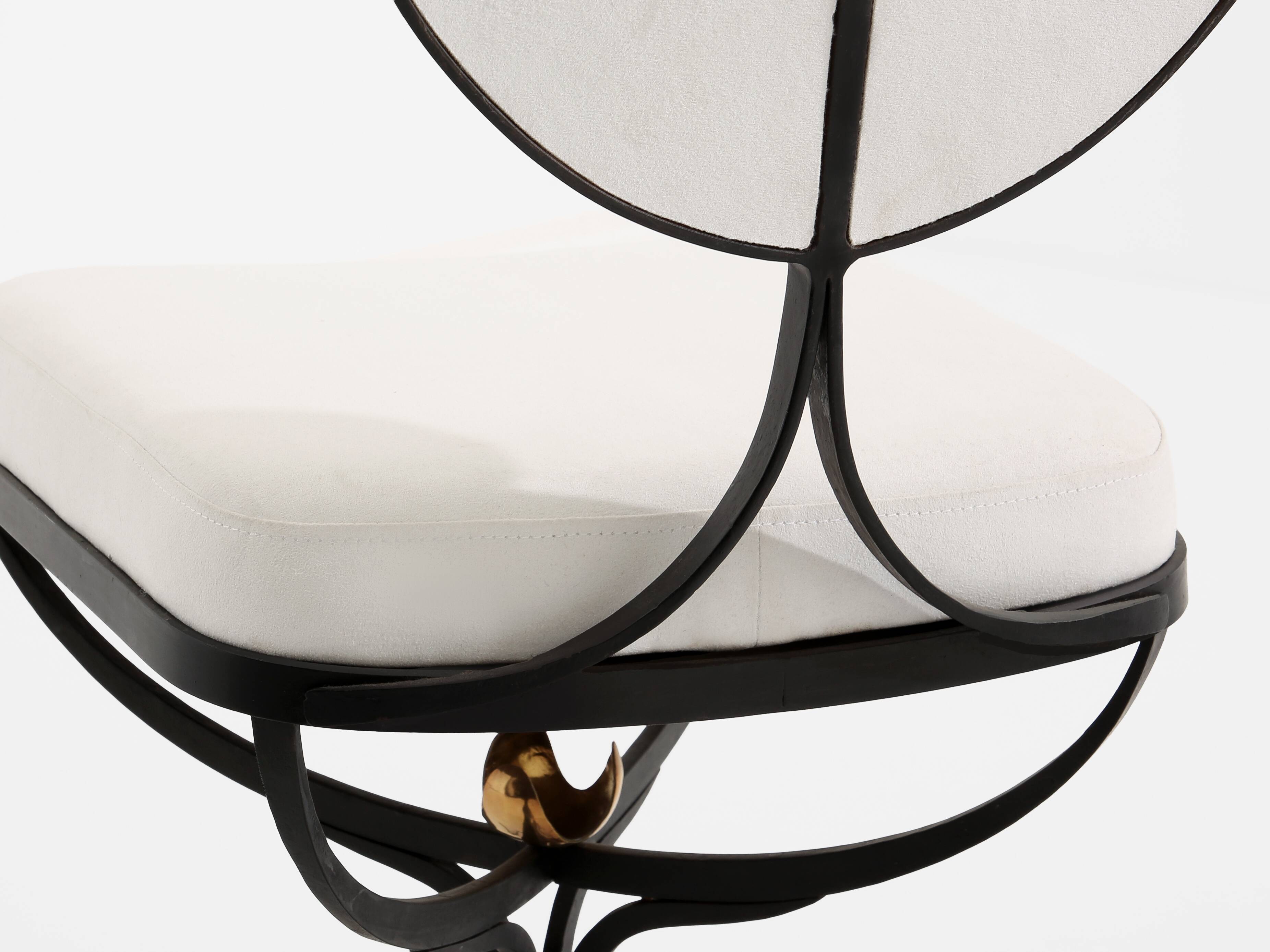 Set of 6 brutalist wrought iron and alcantara chairs from 1990.