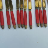 Housewife covered dessert red handle