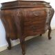 Commode sauteuse galbée