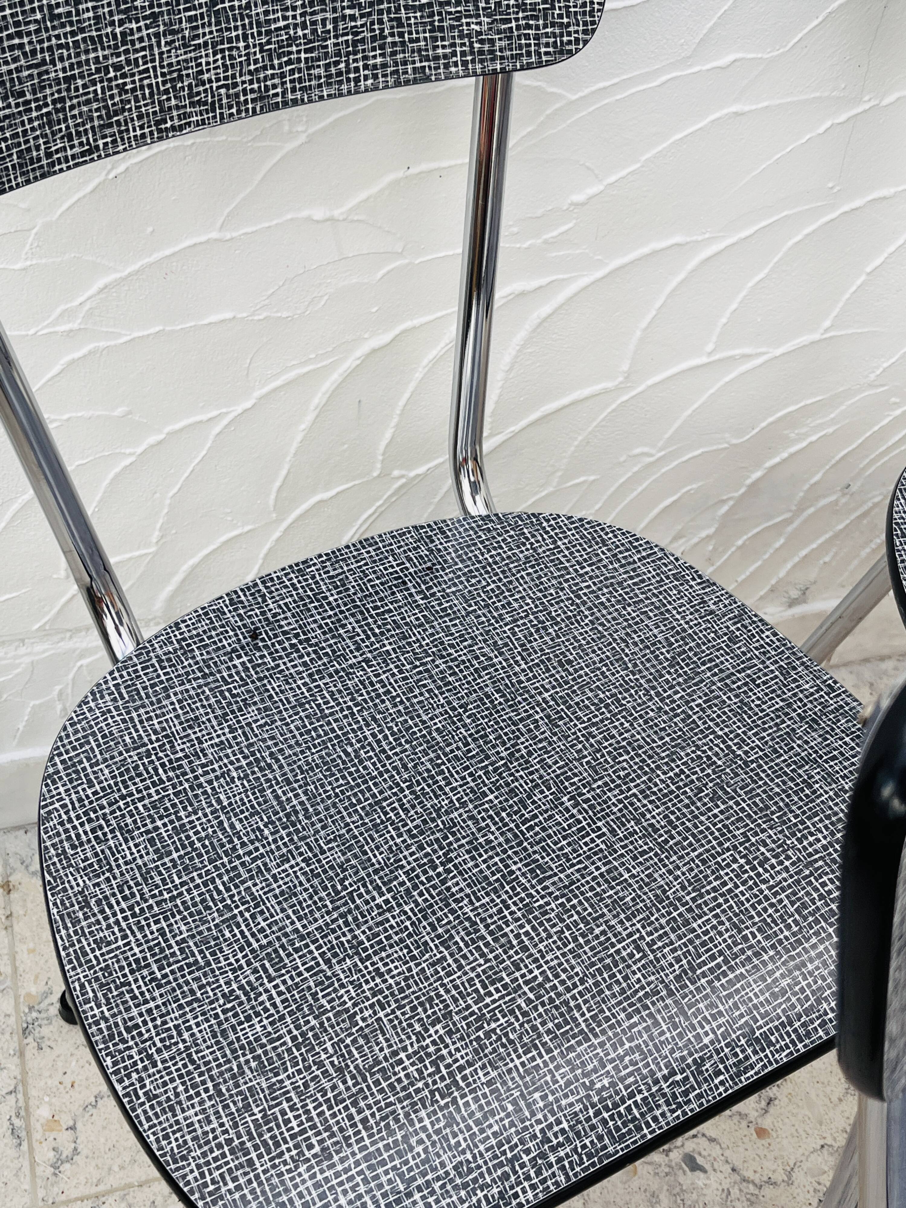 Set of 6 Formica chairs