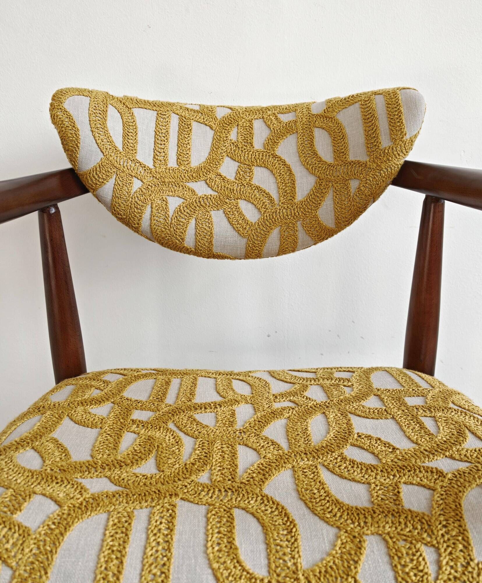 MCM dining chair with armrests by Bernardo Bernardi 1960s