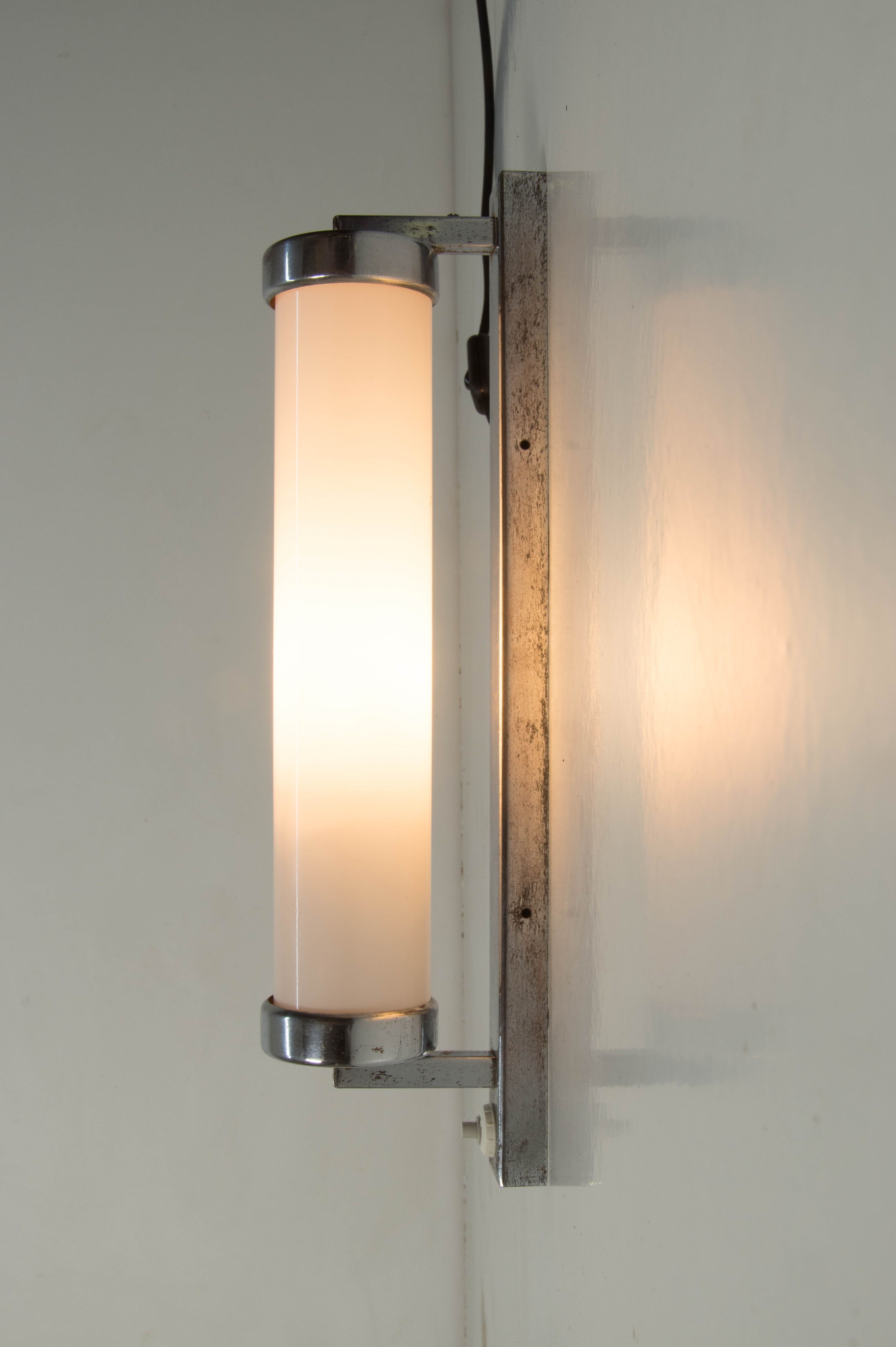 Bauhaus chrome wall scone, 1930