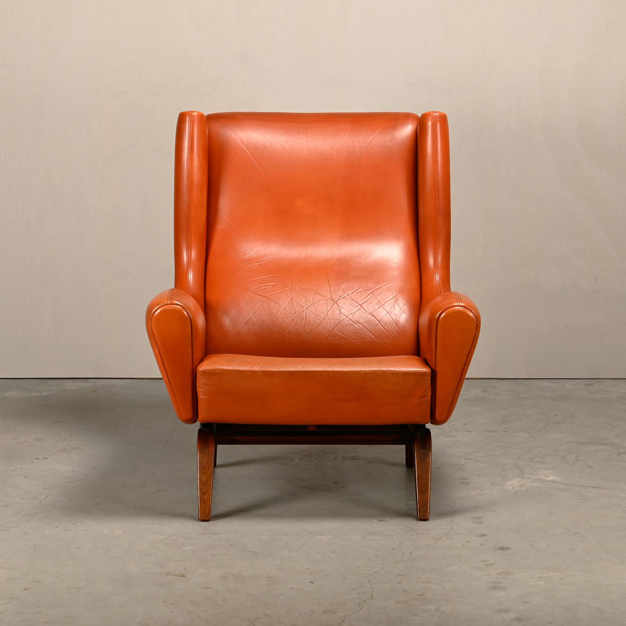 Illum Wikkelsø Wingback Armchair Model 110 in Cognac Leather, Denmark 1960s