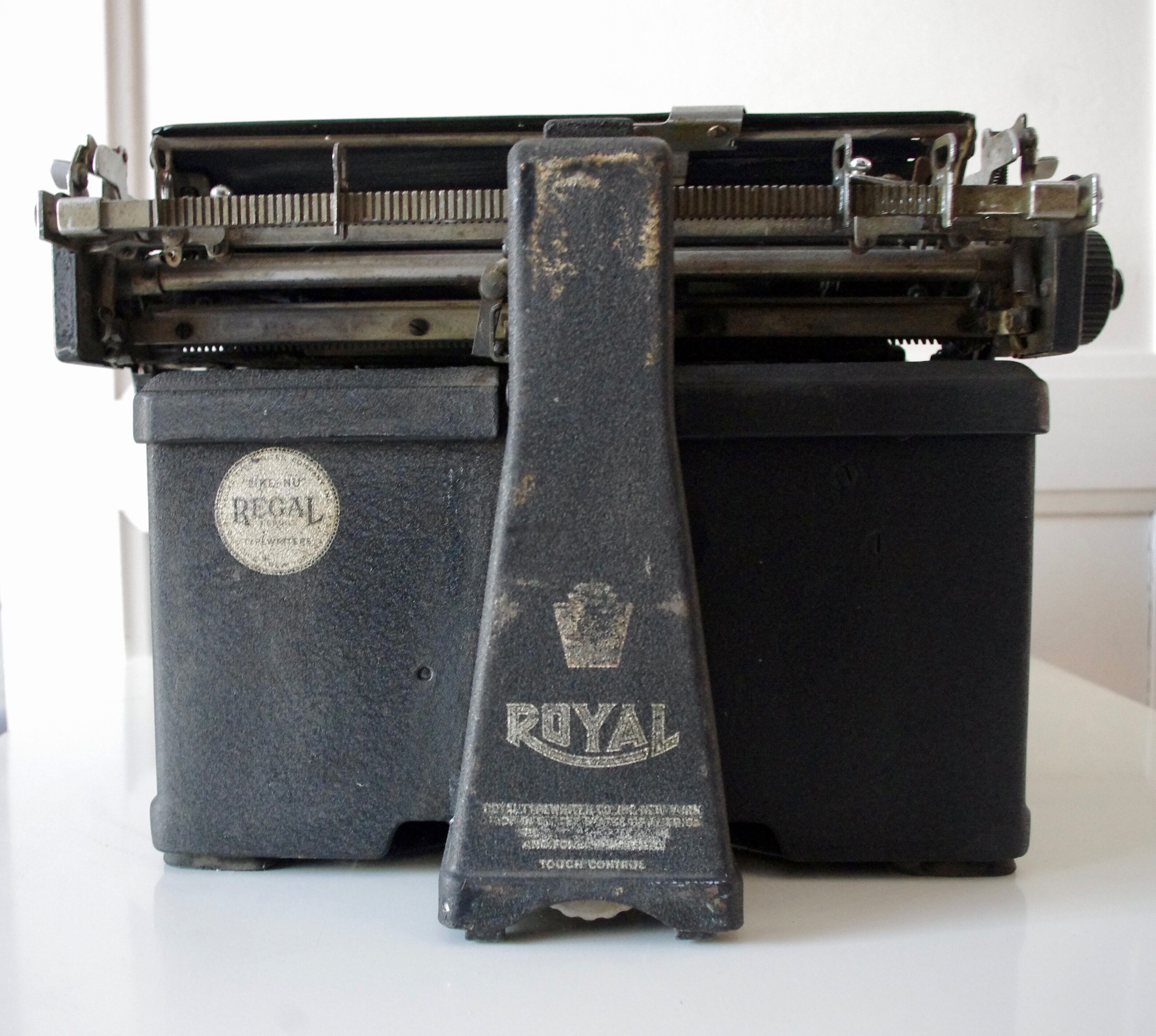 Typewriter Royal collection 1920