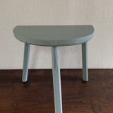 Tripod cowherd stool