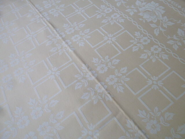 Vintage tablecloth in damask cotton champagne color