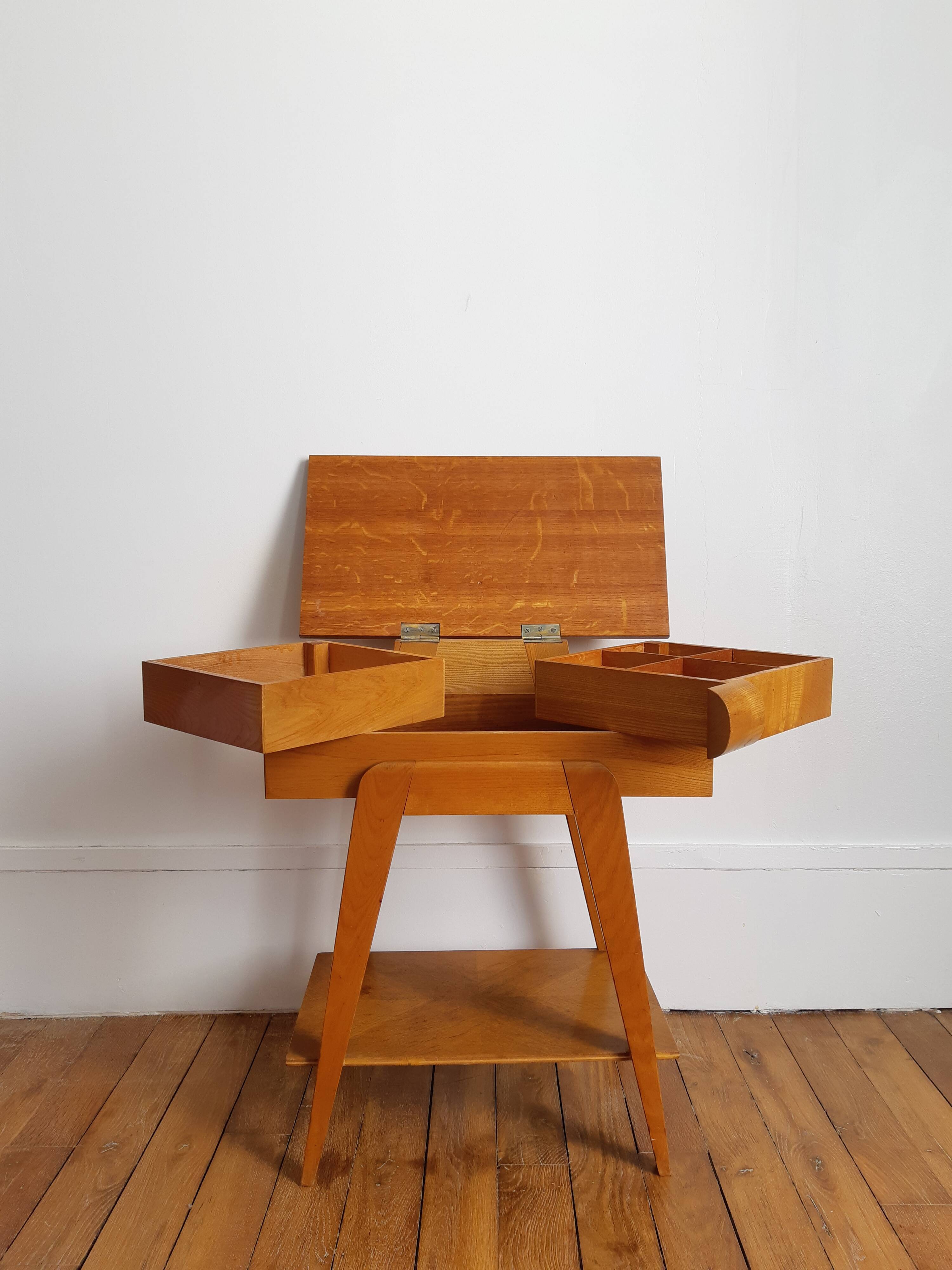 Vintage compass foot worker