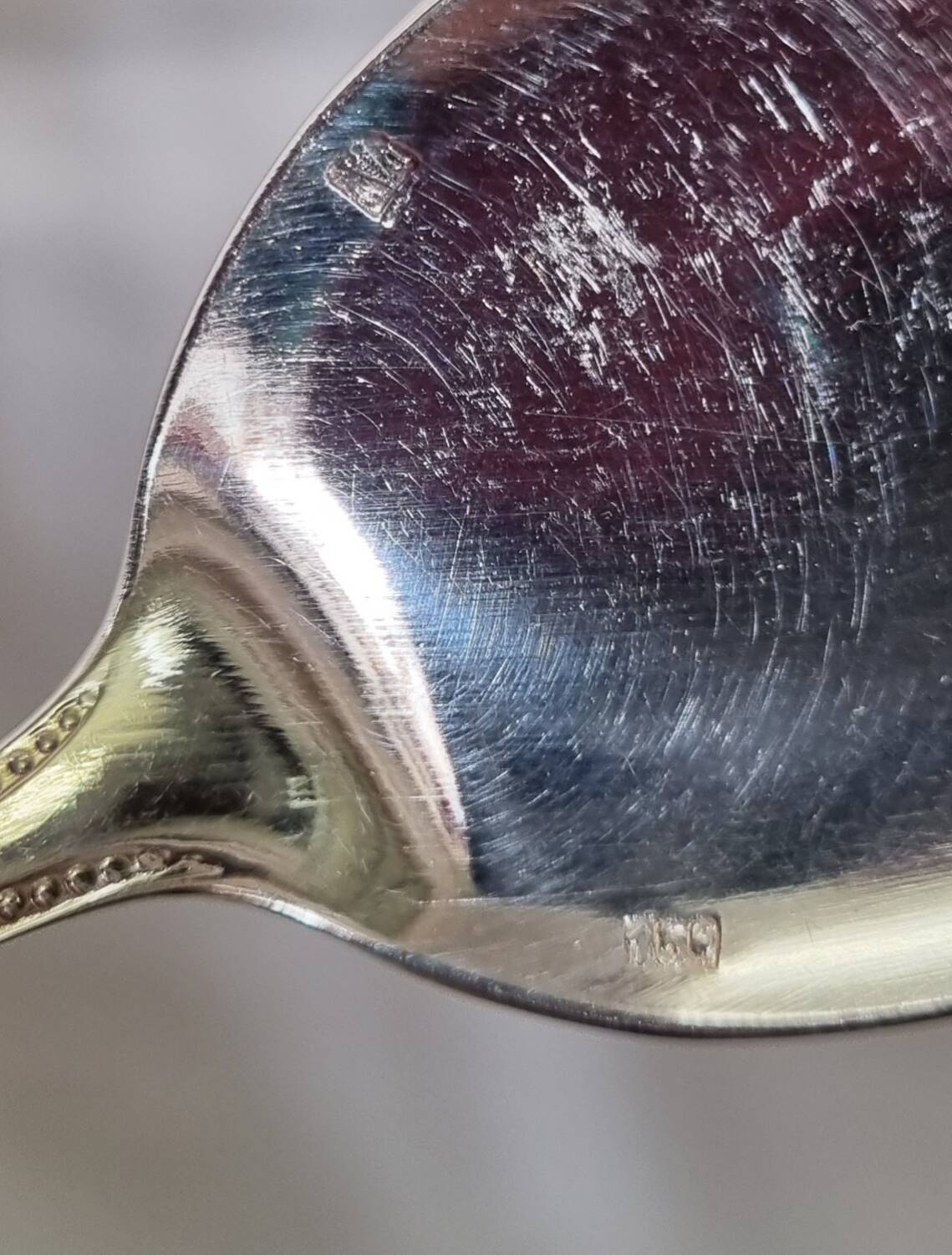 12 sorbet spoons, pearls