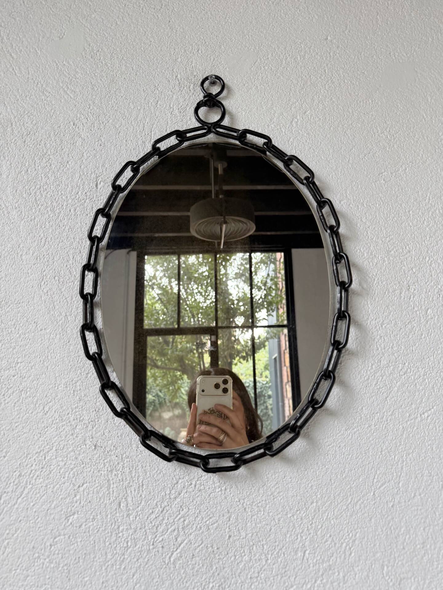 Miroir brutaliste ovale « chaine » 1950
