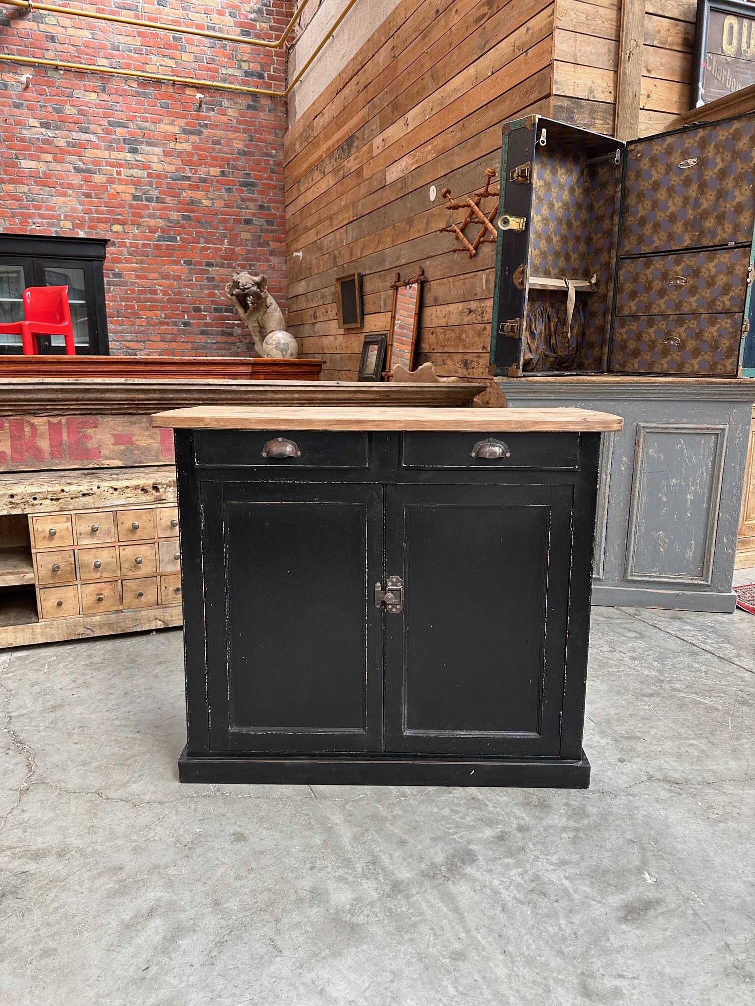 Parisian buffet 1950s