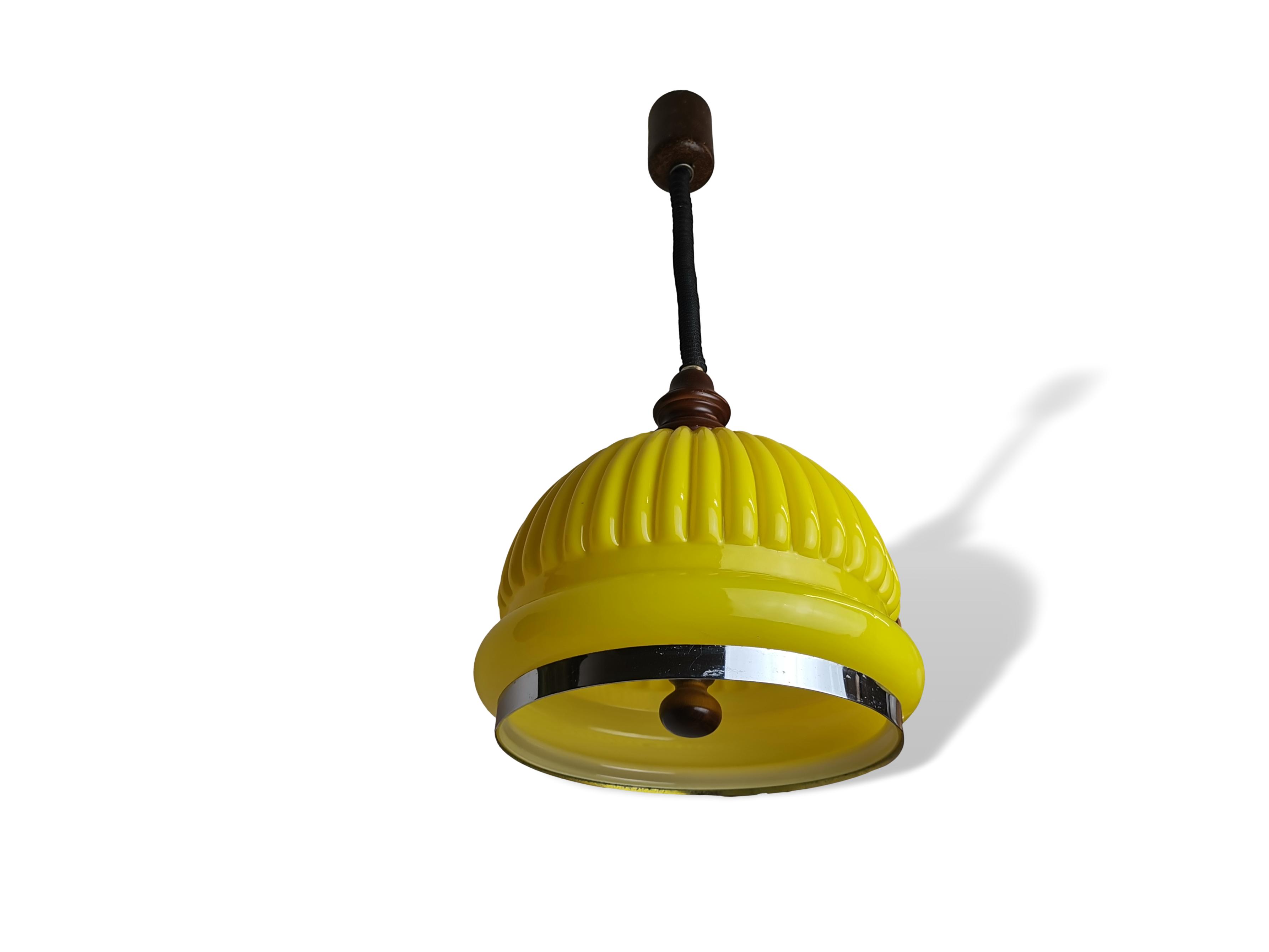 Yellow ribbed glass pull down hanging lamp 1970s
