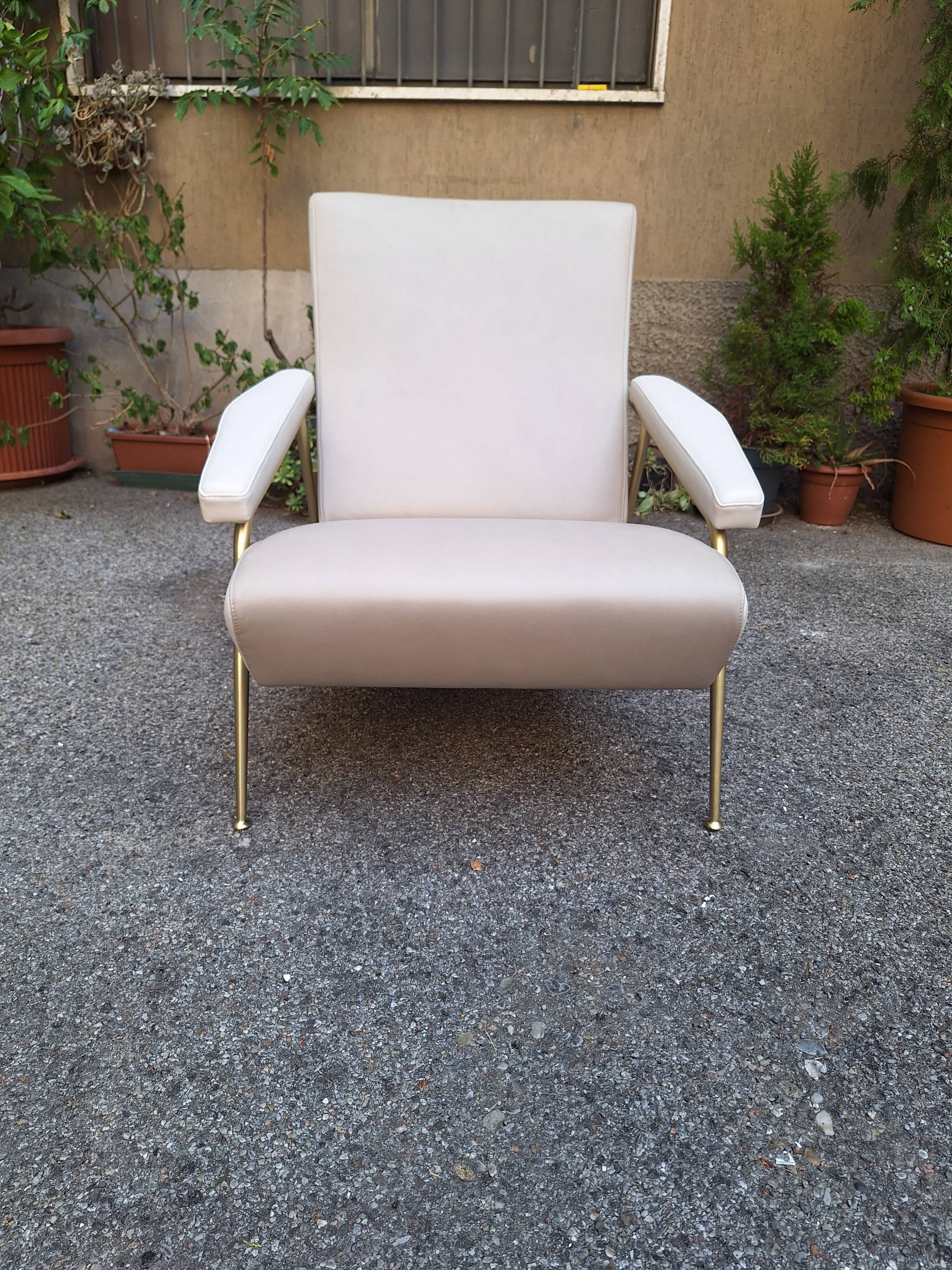 poltrona D.153.1 deza distex en cuir gio ponti pour molteni