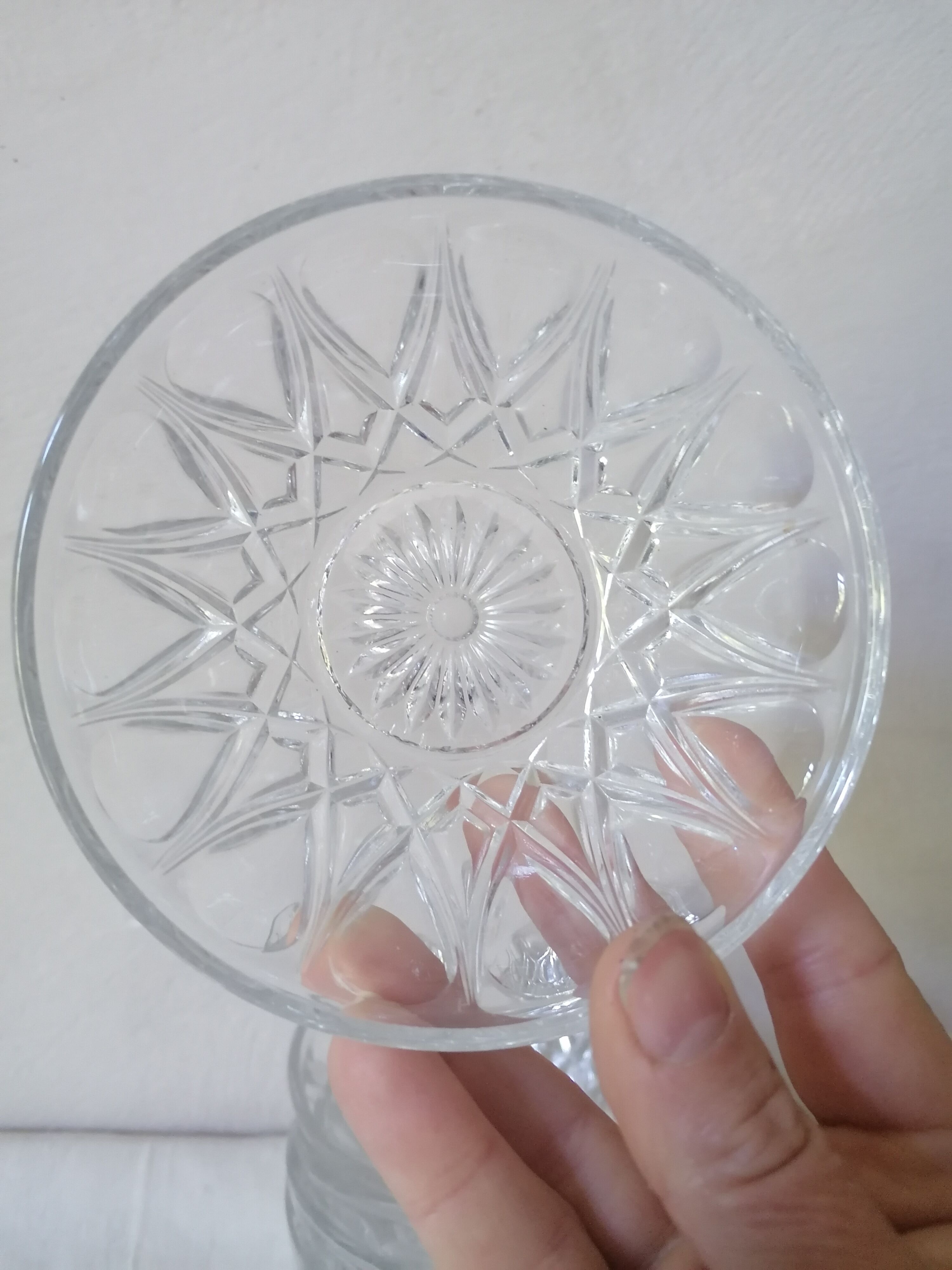 Set of 5 vintage ramekins