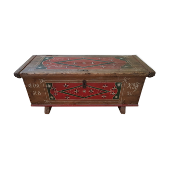 Alsatian wedding chest
