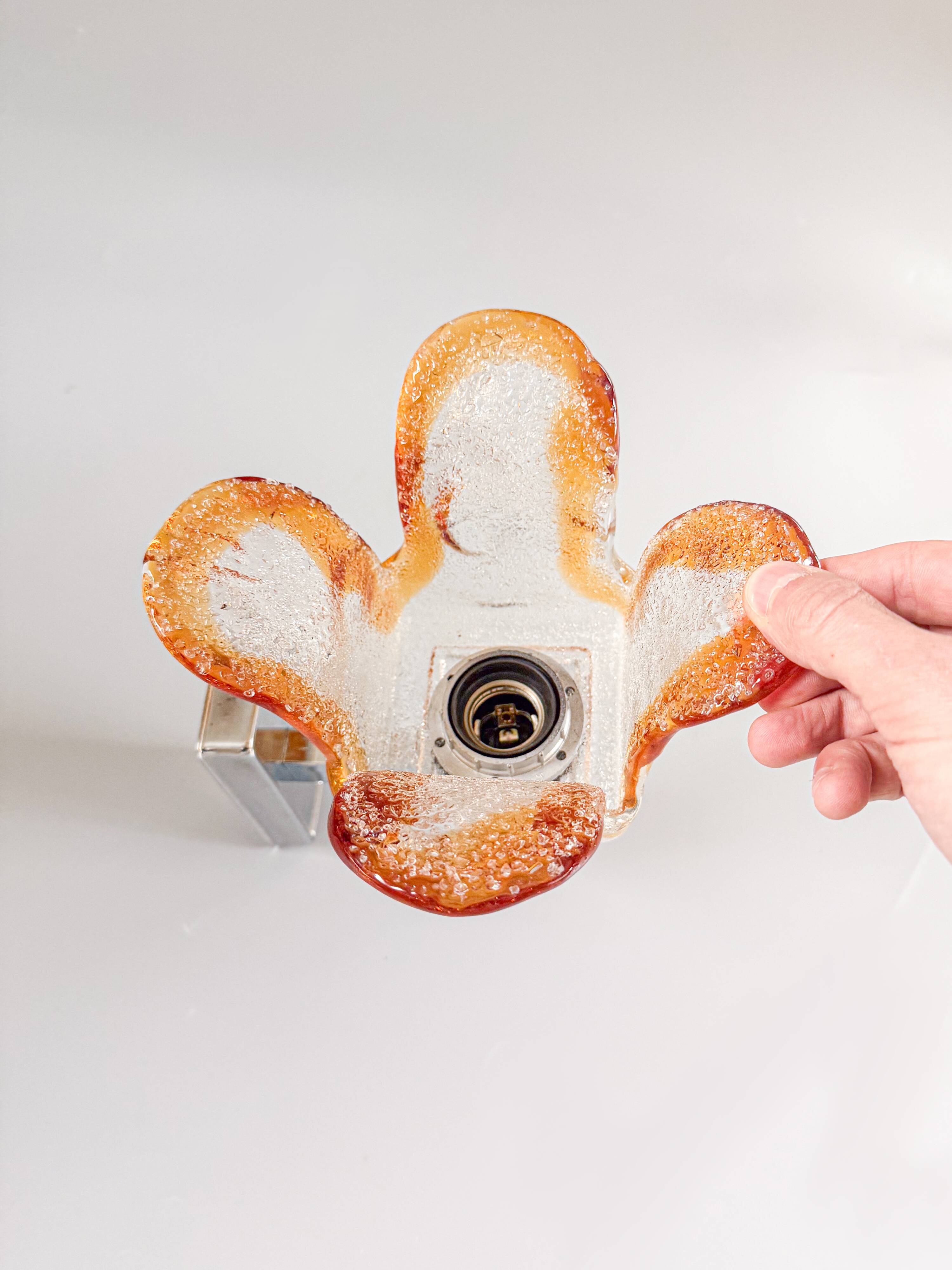 Ensemble de 2 appliques murales vintage Mazzega « Torche », années 1970, Italie.