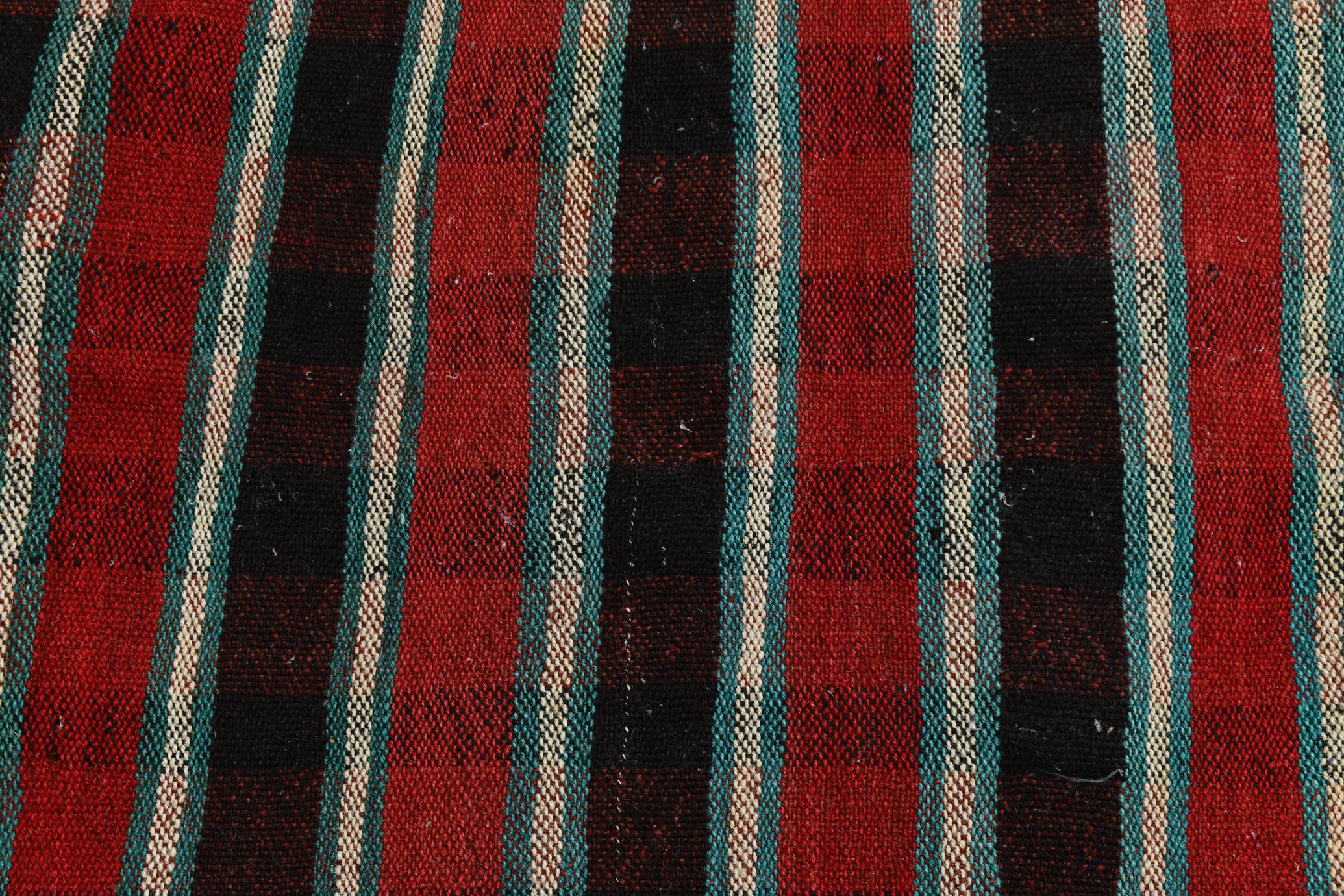Tapis Kilim rayé rouge et vert, 202x312 cm