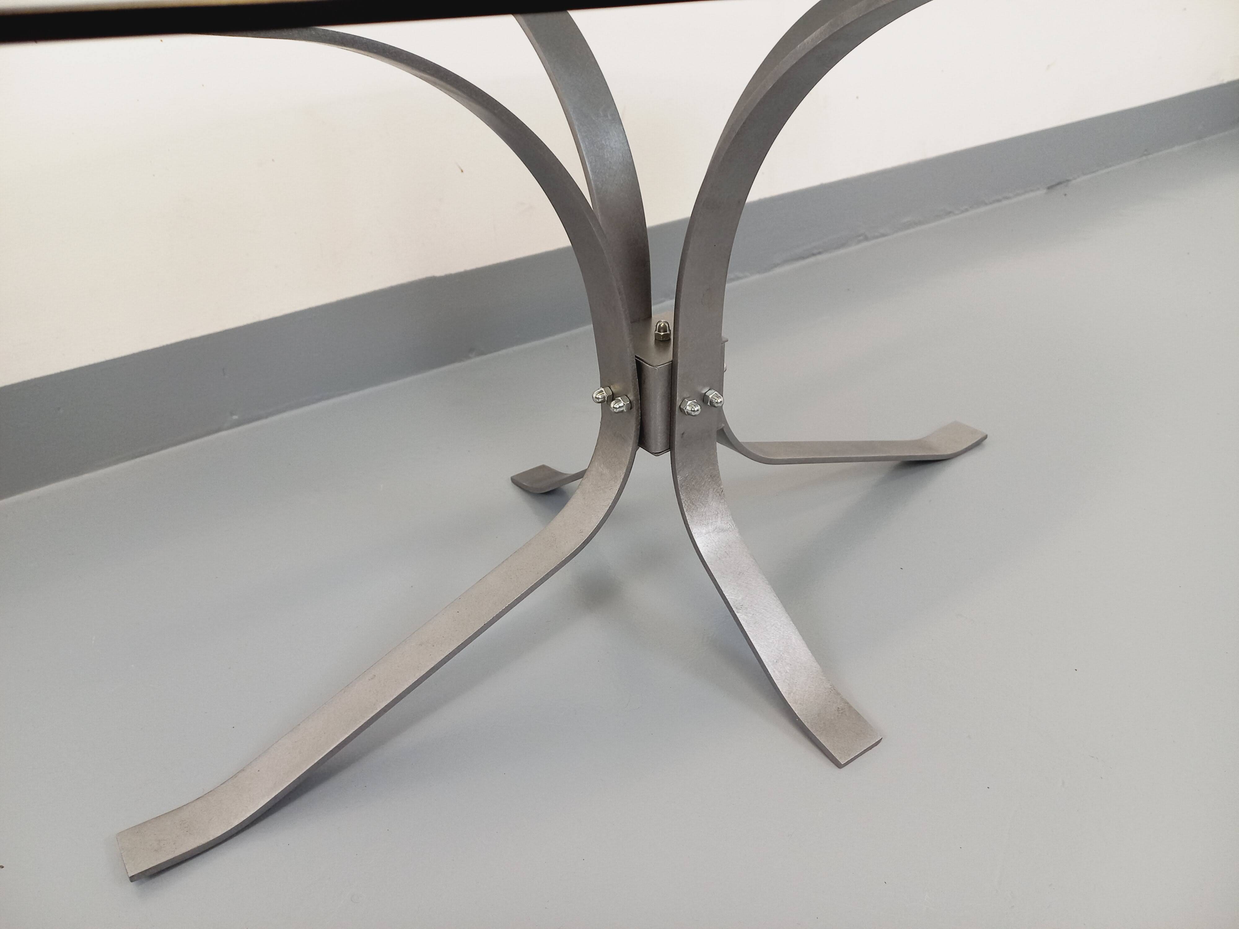 Vintage Rounded Rectangular Oval Coffee Table in Glass and Chromed Metal from the 70s