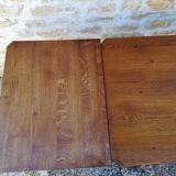 Oak table with two extensions