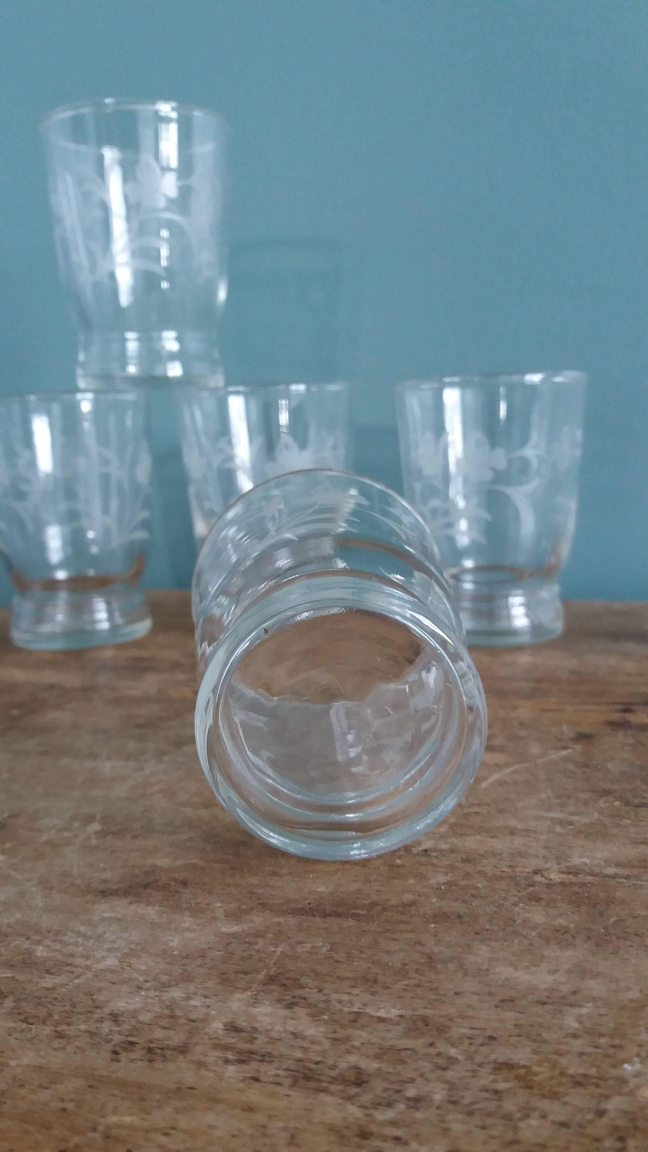 6 antique digestif glasses, floral pattern