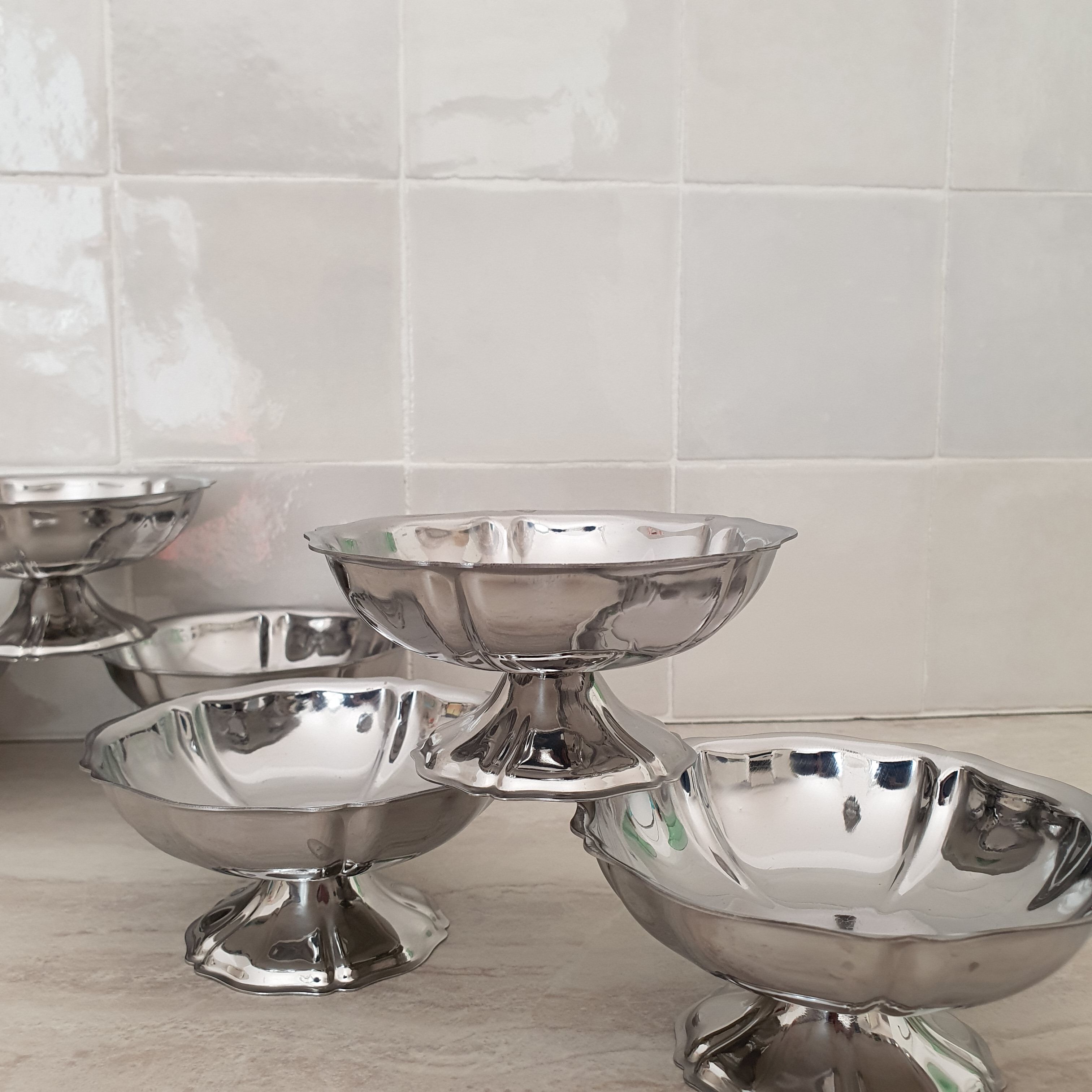 6 dessert bowls by Guy Degrenne in 18/10 stainless steel
