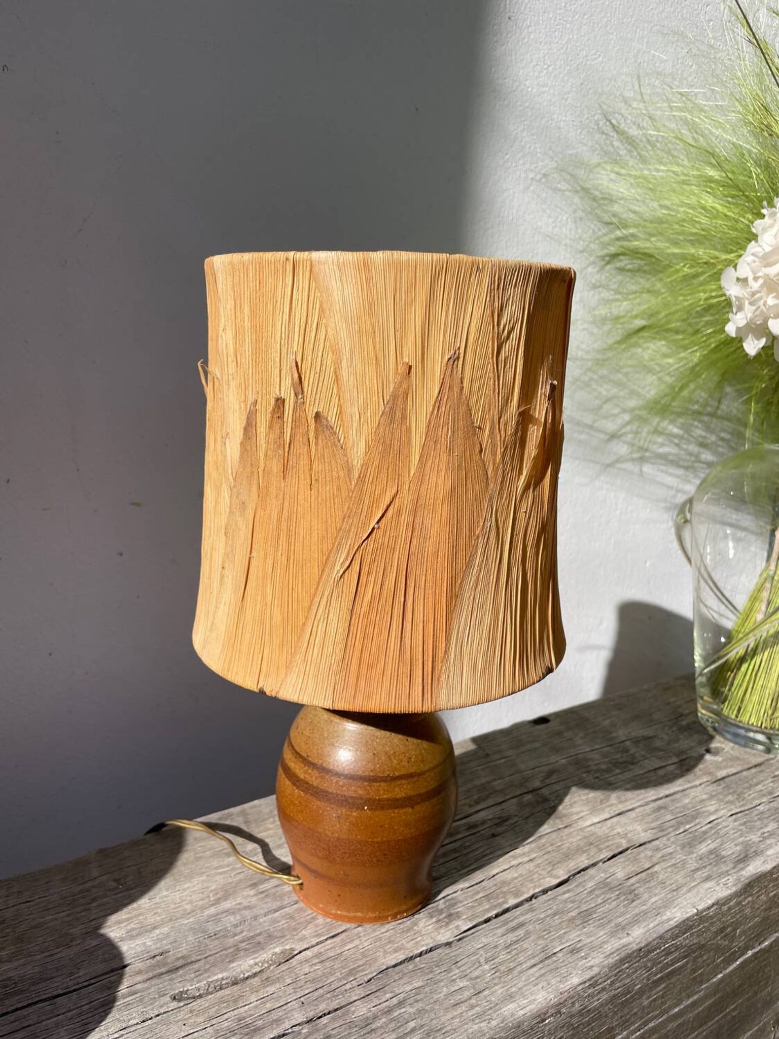 Lampe en céramique marron 1970 et abat jour feuillage