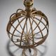 Lampe de table vintage en forme de sphère armillaire